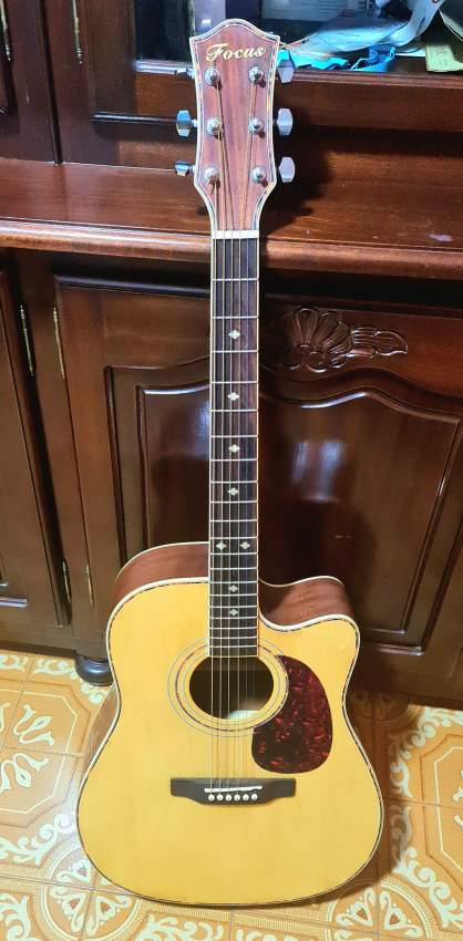 Focus Acoustic Guitar (USA) Urgently selling on Aster Vender