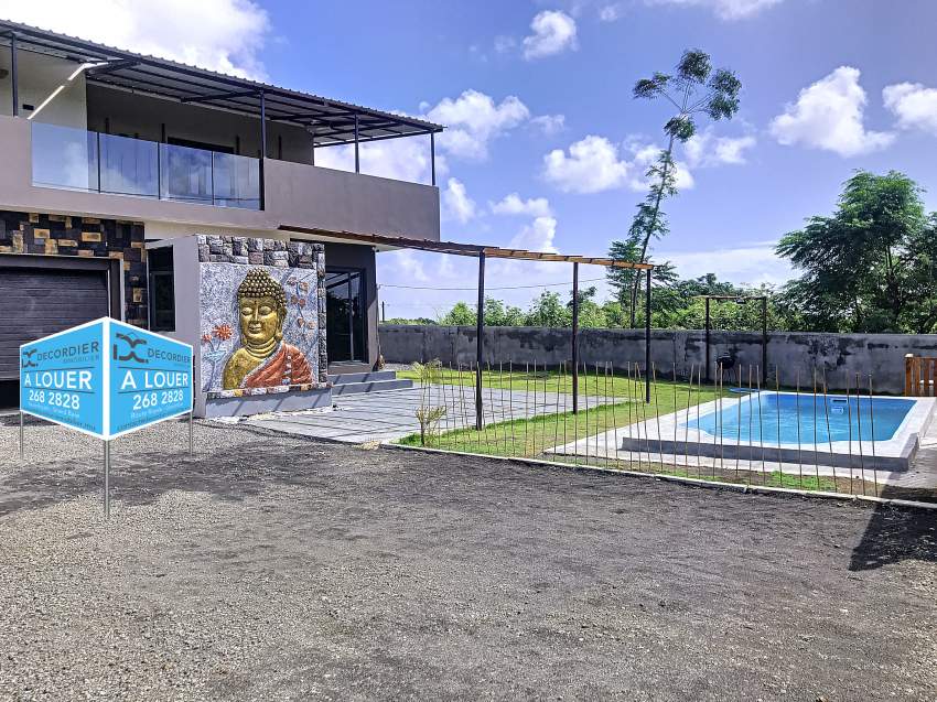 (Ref. MA7-630) Maison moderne avec un grand espace jardin - 0 - House  on Aster Vender