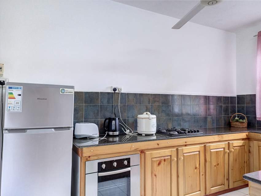 (Ref. MA7-730) Grande maison sur 3 niveaux de 4 appartements - 5 - House  on Aster Vender