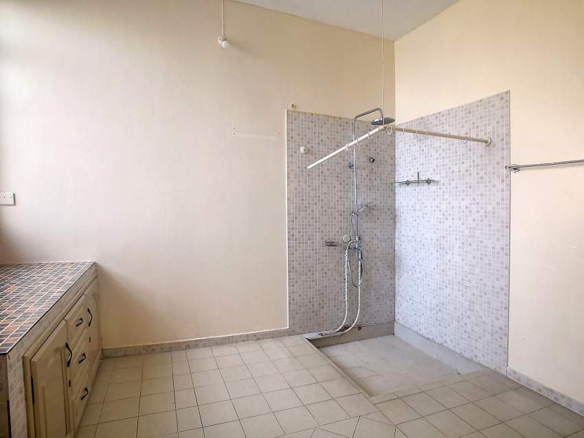 (Ref. MA7-739) Grande maison meublée avec un grand jardin arboré - 4 - House  on Aster Vender