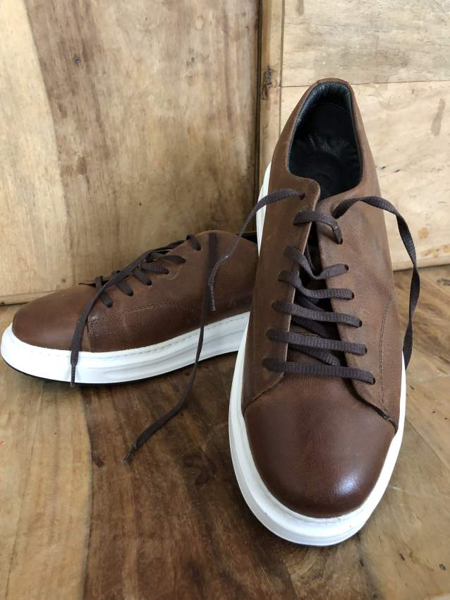 Brown young leather shoes - 1 - Others  on Aster Vender
