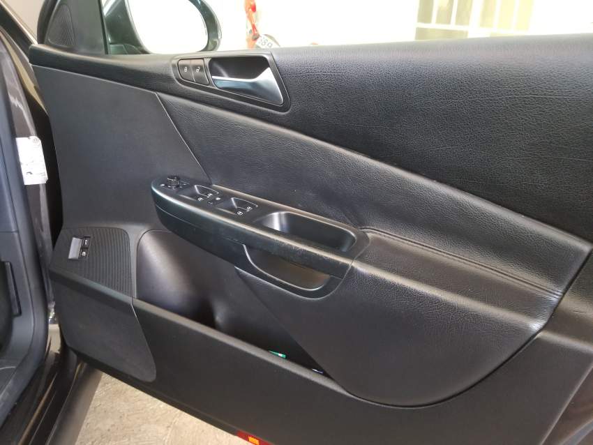 VW Passat for sale - 2 - Family Cars  on Aster Vender