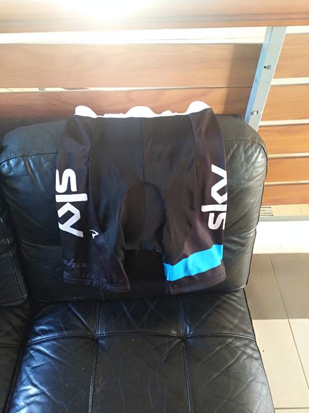 Cyclist Gear SKY - 1 - Sports outfits  on Aster Vender