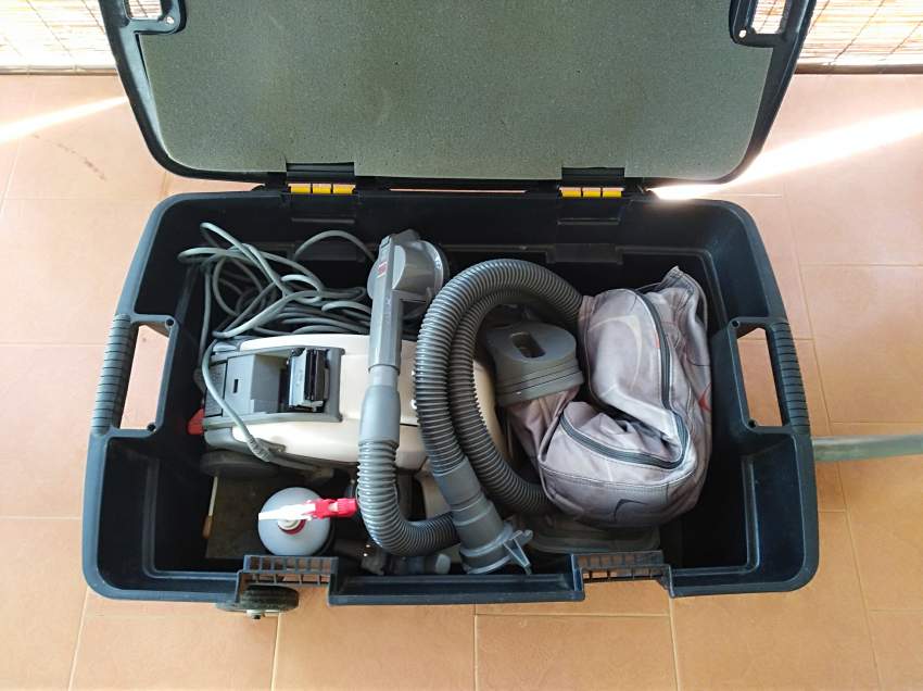 Kirby Powerful Vacuum Cleaner with UV lights - 1 - Other Medical equipment  on Aster Vender