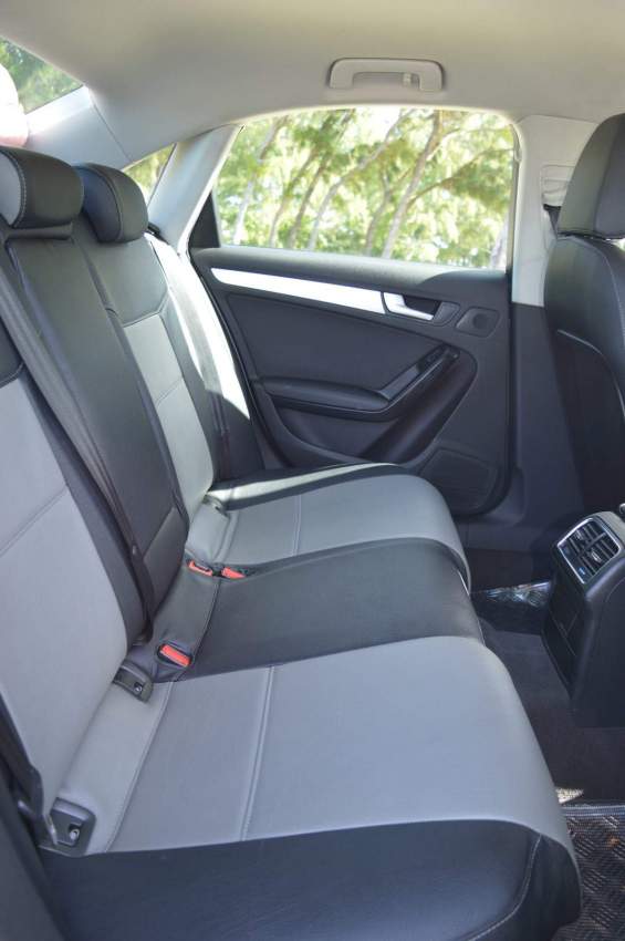 Audi A4 2.0 TDI - 2 - Family Cars  on Aster Vender