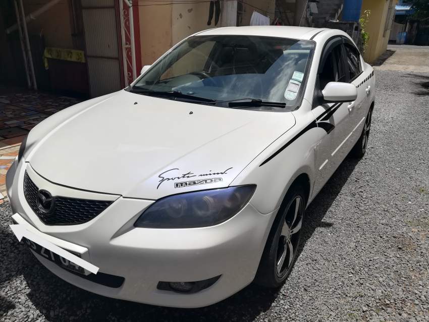 Mazda 3 - 3 - Compact cars  on Aster Vender