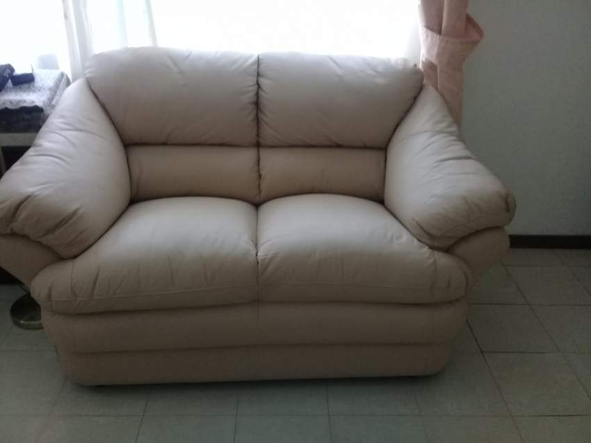 VENDU Set de sofa cuir - 1 - Living room sets  on Aster Vender