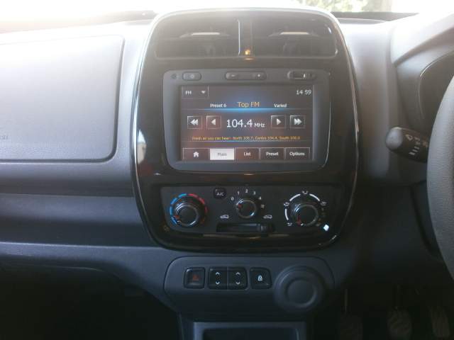 RENAULT KWID  - 8 - Sport Cars  on Aster Vender