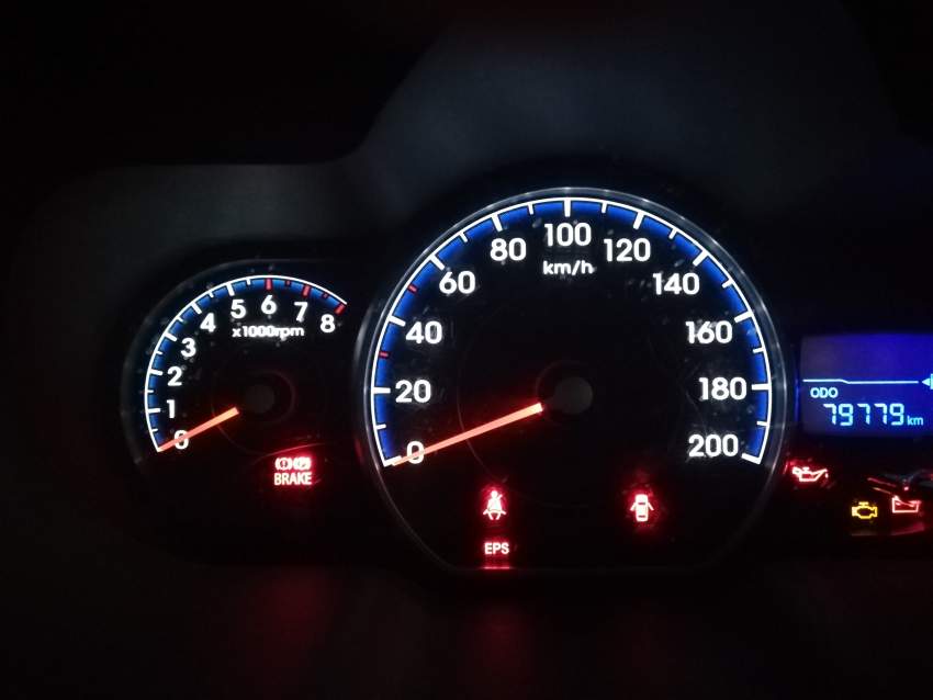 hyundai i10 - 3 - Compact cars  on Aster Vender