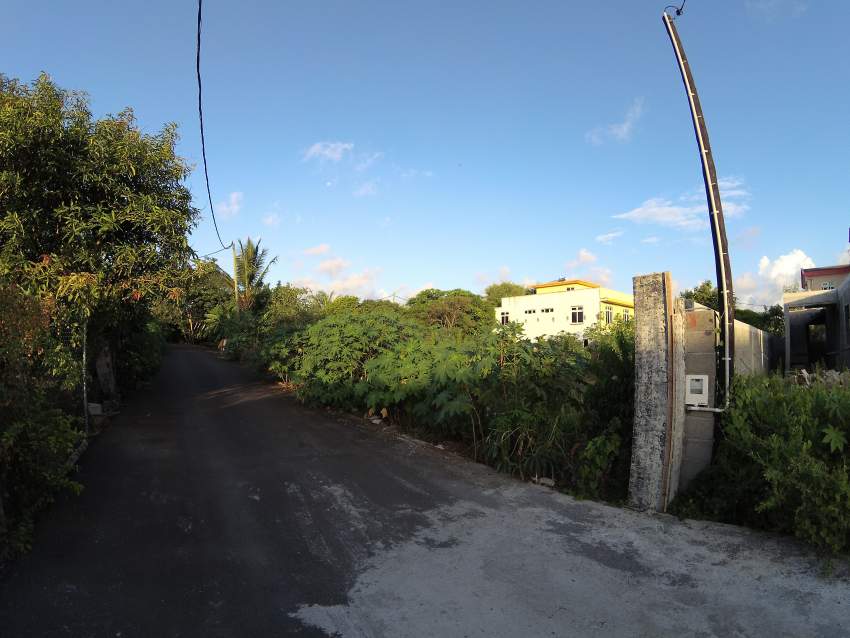 Terrain residentiel de 14 perces a Triolet on Aster Vender