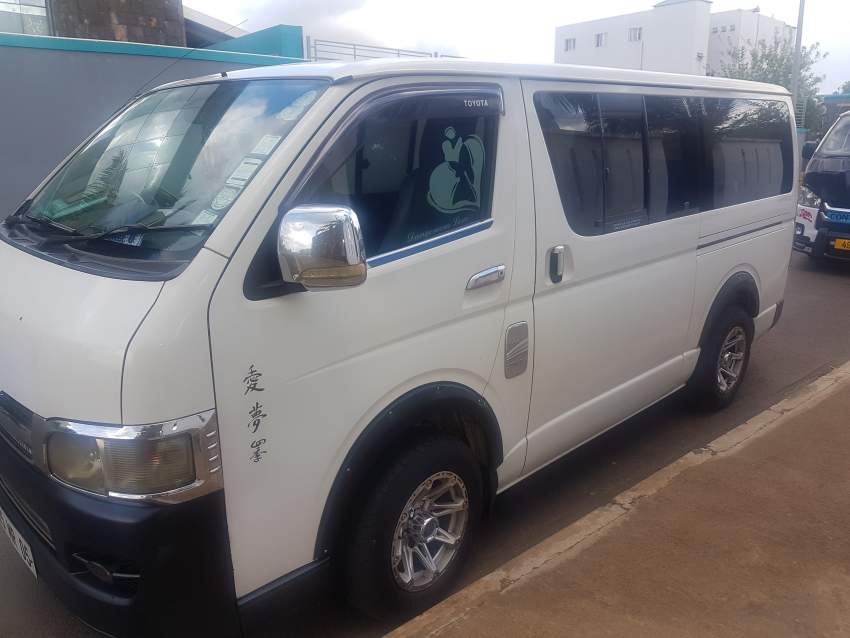 Toyota Hiace - Passenger Van at AsterVender