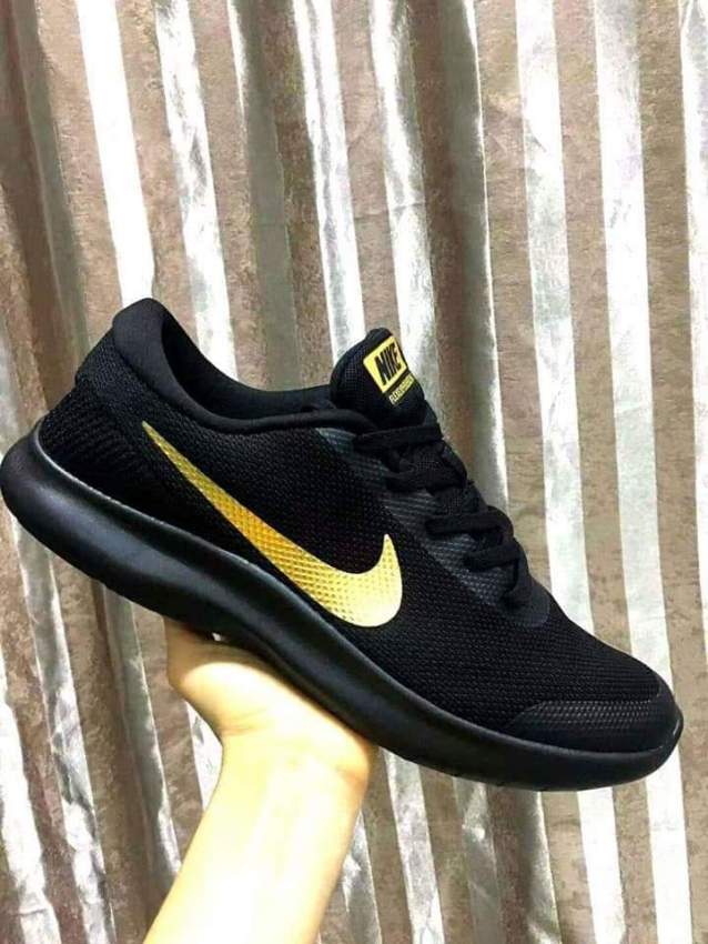 Nike shoes - 0 - Tennis  on Aster Vender