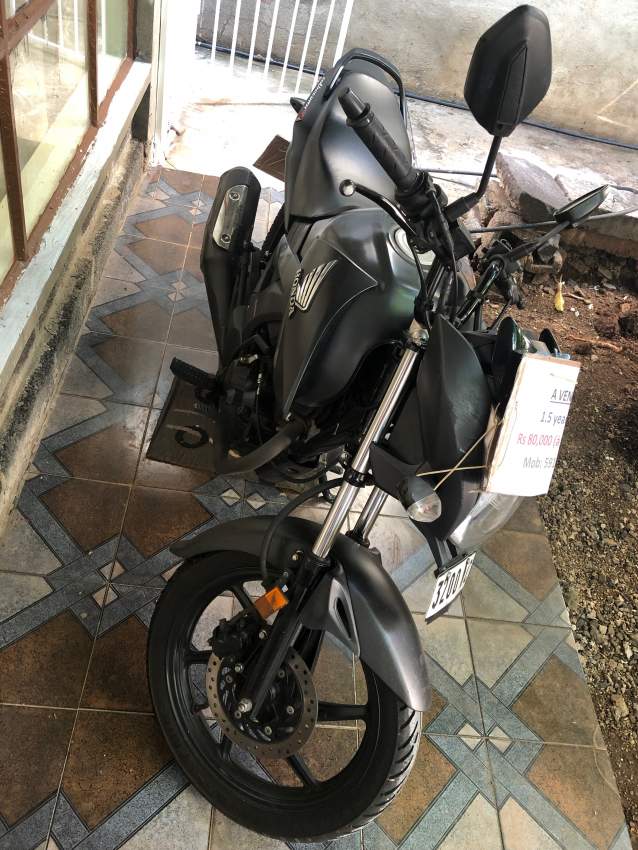 Motorcycle Honda Unicorn 160cc year 2017 on Aster Vender