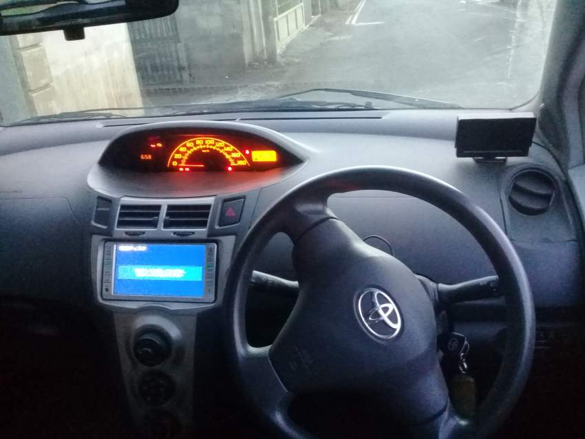 Toyota vitz 2008 - 4 - Compact cars  on Aster Vender