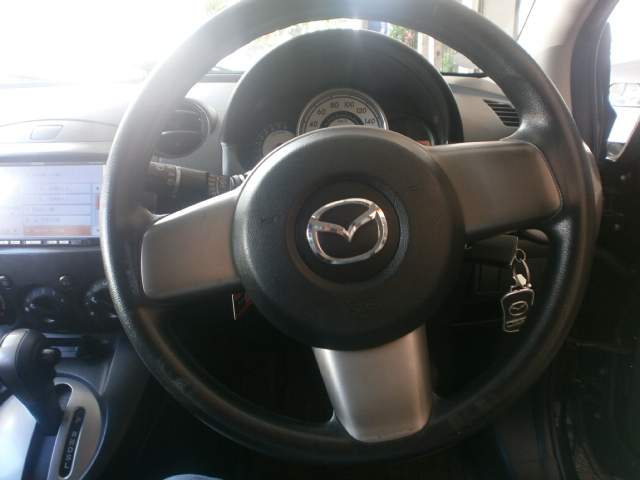 Mazda demio - 6 - Family Cars  on Aster Vender