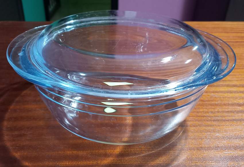 Medium sized glass container  on Aster Vender