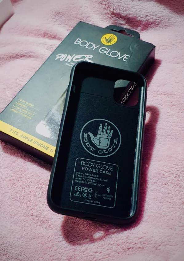 Iphone 11 | 128GB + FREE Wireless Charging Case (Body Glove power bank - 6 - iPhones  on Aster Vender