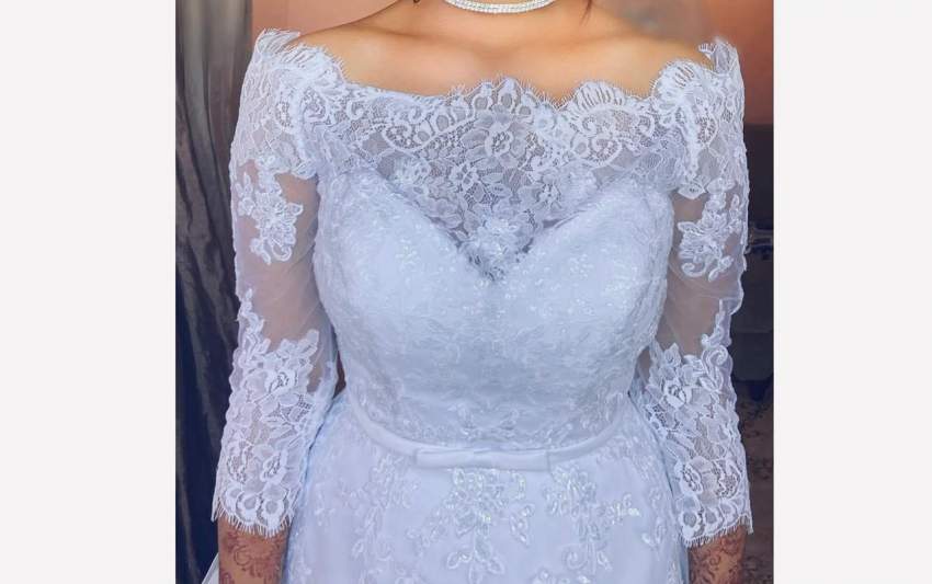 Wedding dress at AsterVender