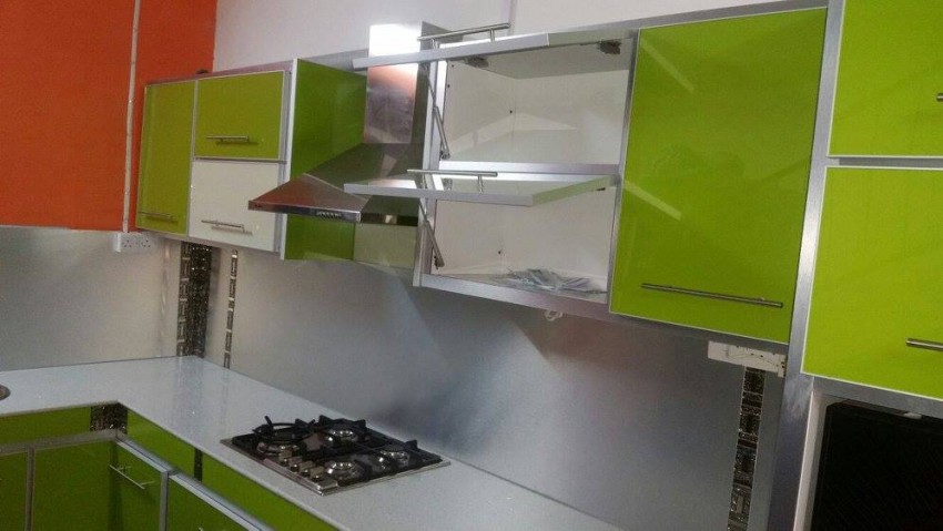 New aluminium kitchen furniture with accessories contact on 57567769  on Aster Vender