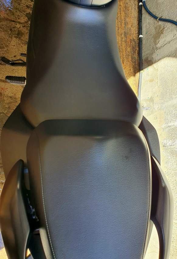 Suzuki gixxer 250cc  - 0 - Sports Bike  on Aster Vender