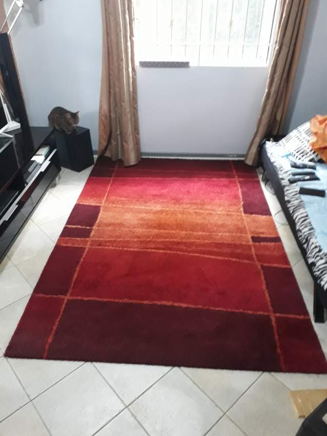 Tapis on Aster Vender