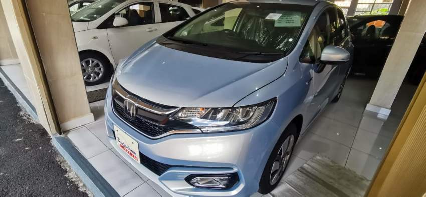 HONDA FIT HYBRID L PACKAGE - 6 - Family Cars  on Aster Vender