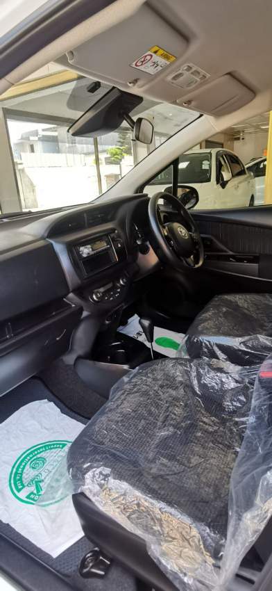 TOYOTA VITZ - 2 - Family Cars  on Aster Vender