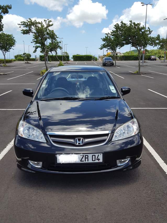 HONDA CIVIC VTI   - 1 - Family Cars  on Aster Vender