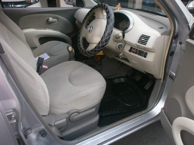 Nissan march - 4 - Compact cars  on Aster Vender