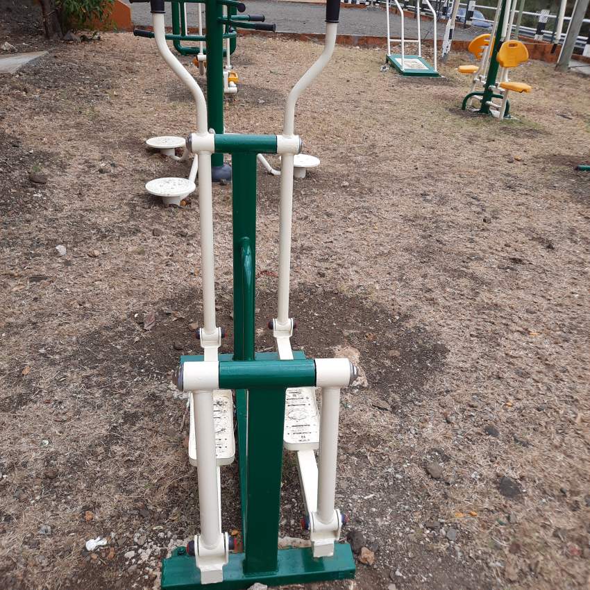 Outdoor Gym Equipment - Velo elliptique (Step machine) - 2 - Other Outdoor Sports & Games  on Aster Vender