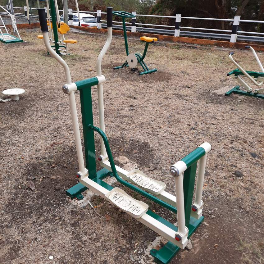 Outdoor Gym Equipment - Velo elliptique (Step machine) - 1 - Other Outdoor Sports & Games  on Aster Vender