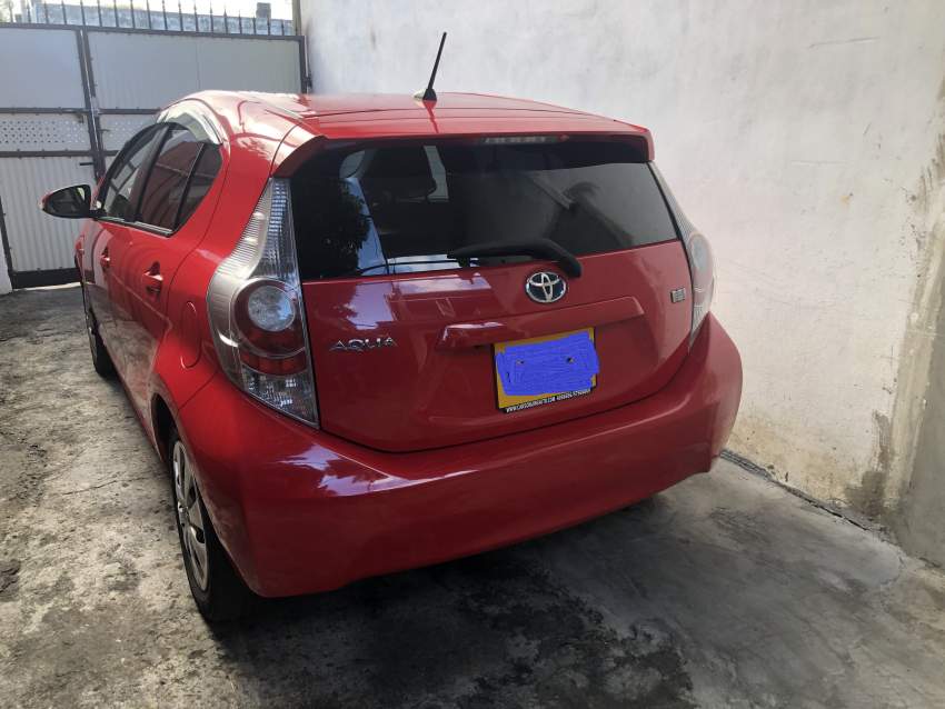 Toyota Aqua 2014 - 6 - Compact cars  on Aster Vender