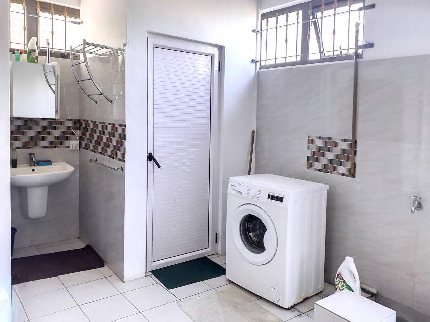 (Ref. MA7-756) Grande maison avec une cour arborée - 3 - House  on Aster Vender