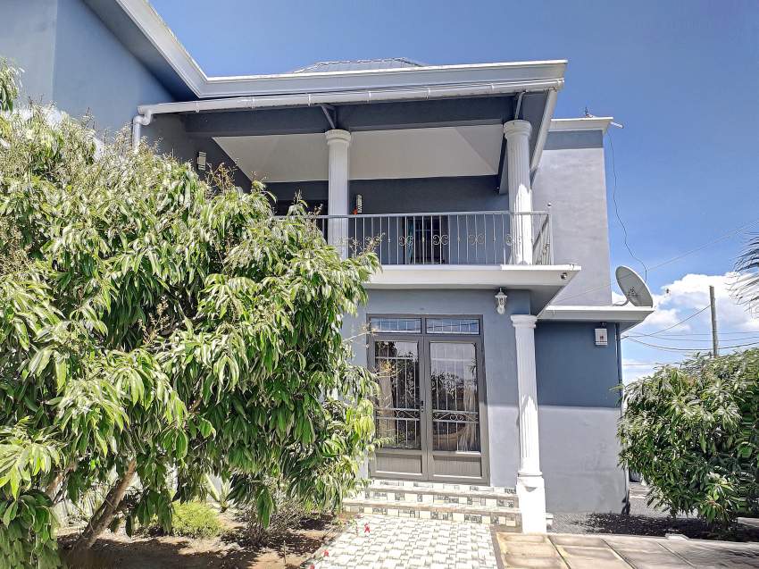 (Ref. MA7-756) Grande maison avec une cour arborée - 9 - House  on Aster Vender