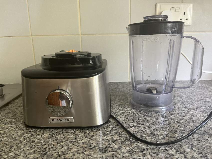 Kenwood blender and food processor  - 1 - Kitchen appliances  on Aster Vender