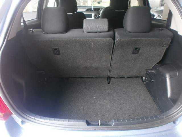 Toyota vitz smile Edition  - 7 - Family Cars  on Aster Vender