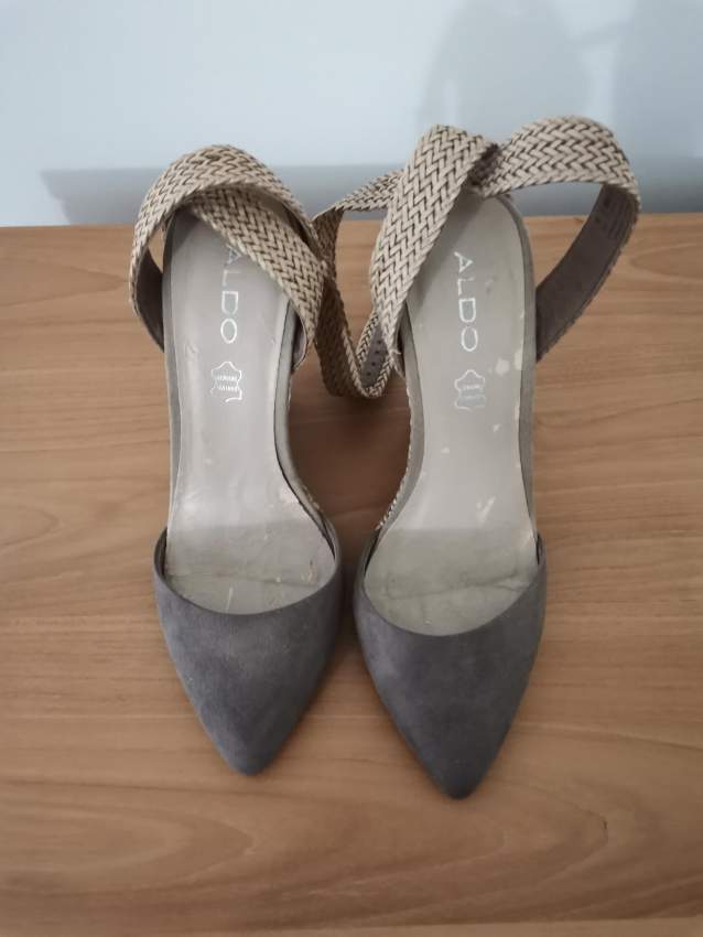 Second Hand Shoes - 2 - Women's shoes (ballet, etc)  on Aster Vender