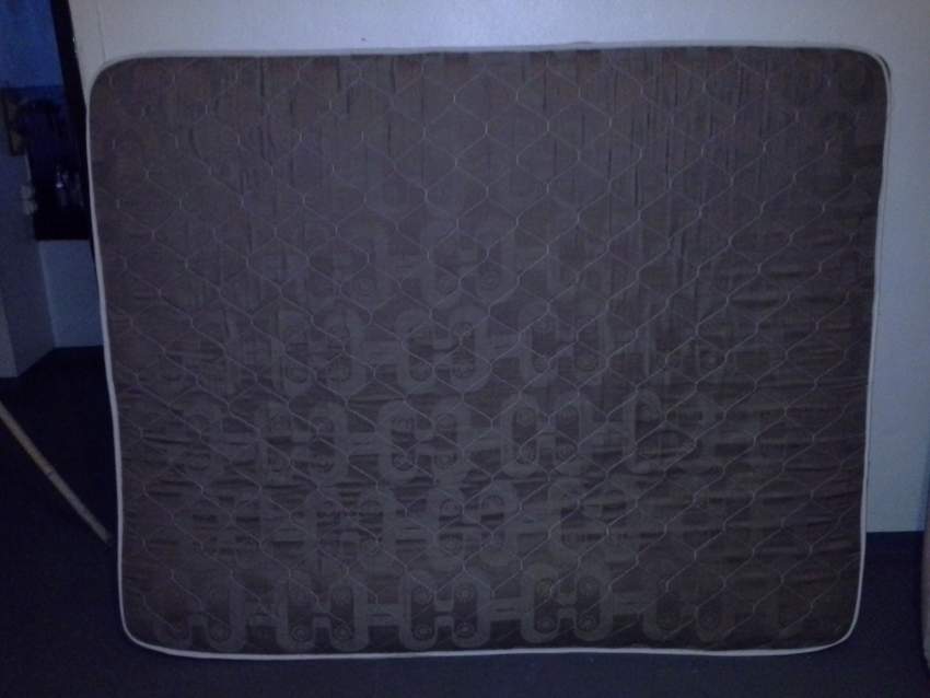 A vendre matelas orthopedic on Aster Vender