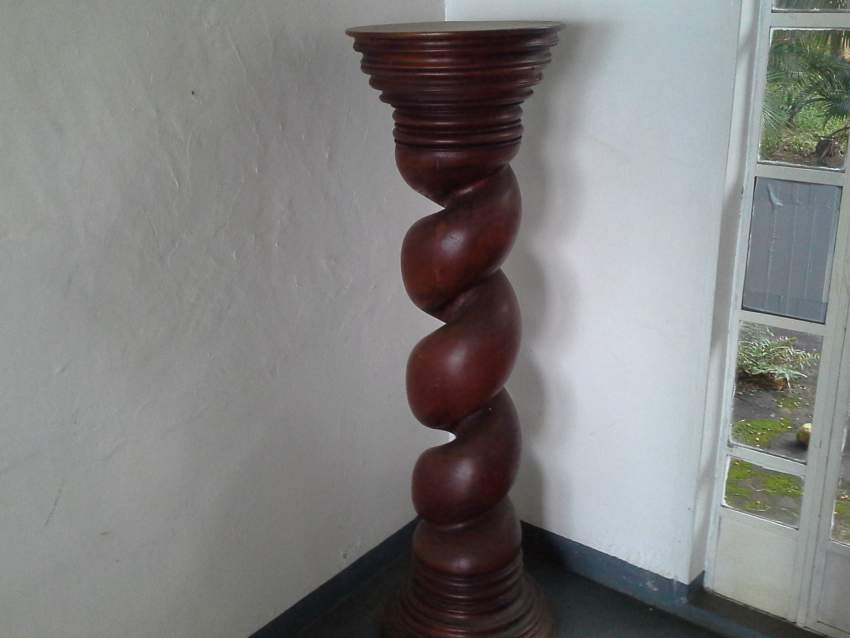 A vendre tete de buddha en metal et socle en bois massif - 0 - All household appliances  on Aster Vender