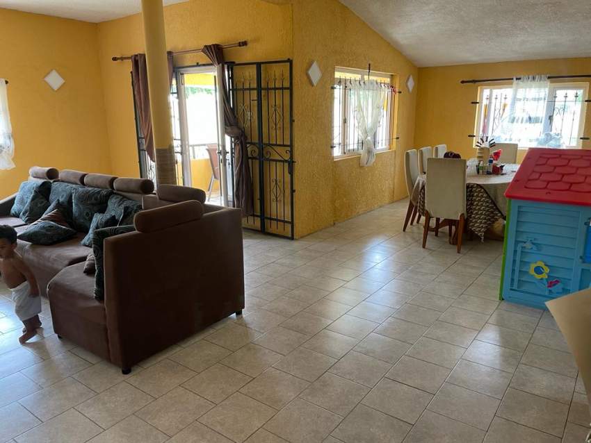 house for sale - 2 - House  on Aster Vender