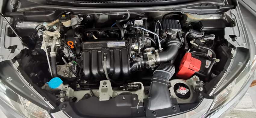 HONDA FIT YR GZ 18  - 1 - Family Cars  on Aster Vender