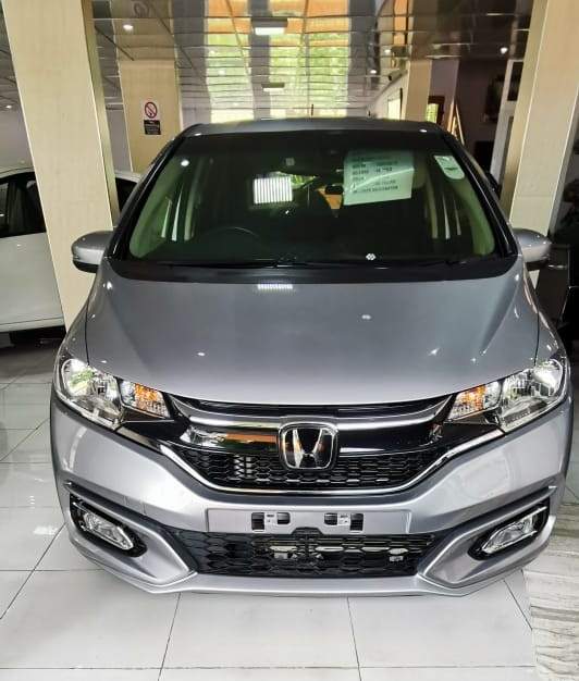 HONDA FIT YR GZ 18  - 0 - Family Cars  on Aster Vender
