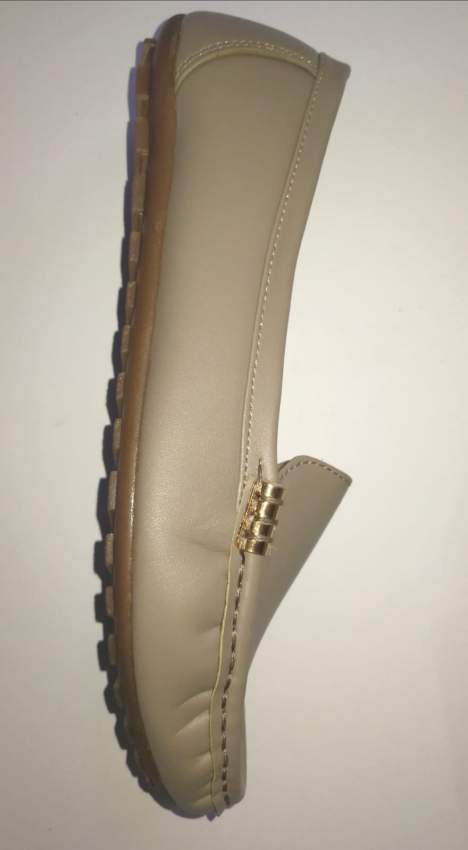 new shoes  - 4 - Others  on Aster Vender