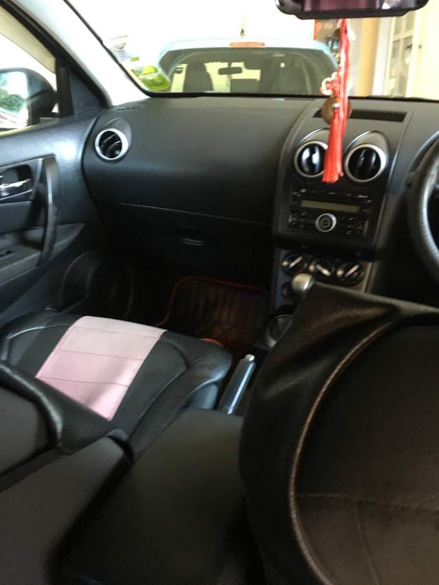 Nissan Qashqai - 2 - SUV Cars  on Aster Vender