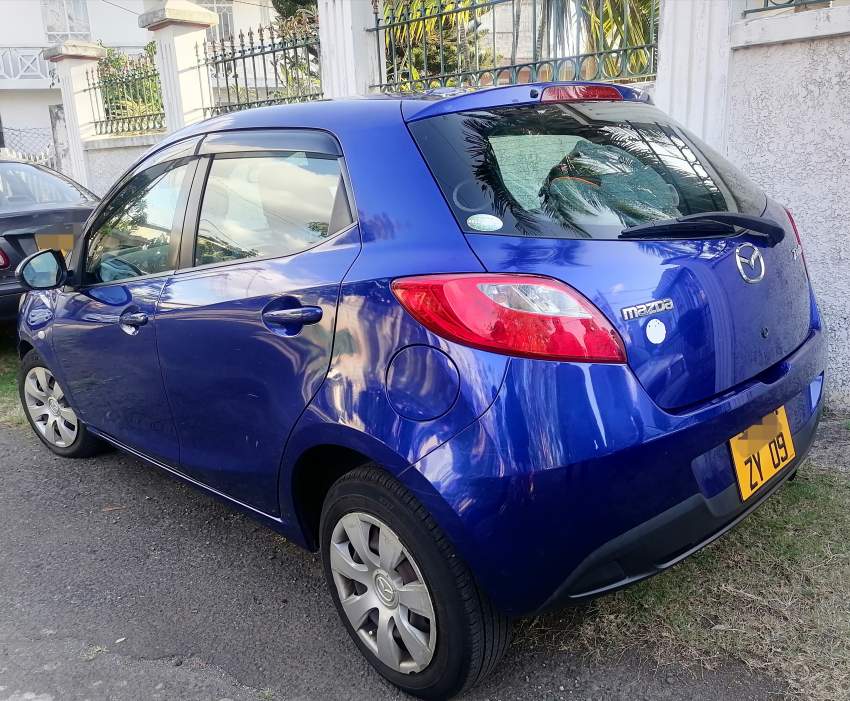 Mazda Demio Year 2009 - 2 - Compact cars  on Aster Vender