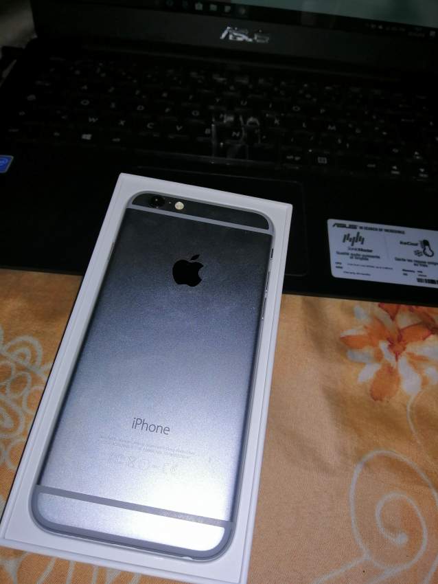 Iphone 6 grey on Aster Vender