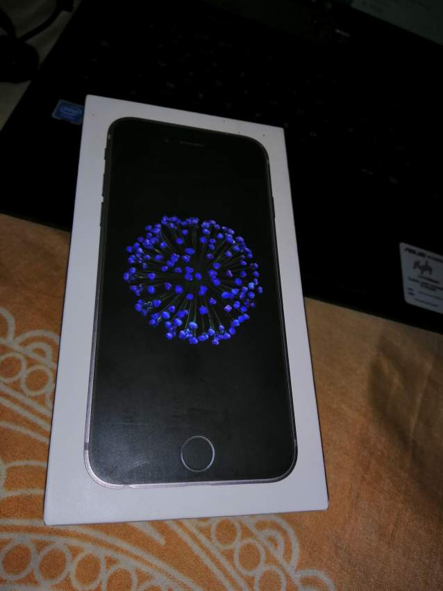 Iphone 6 grey - 1 - iPhones  on Aster Vender