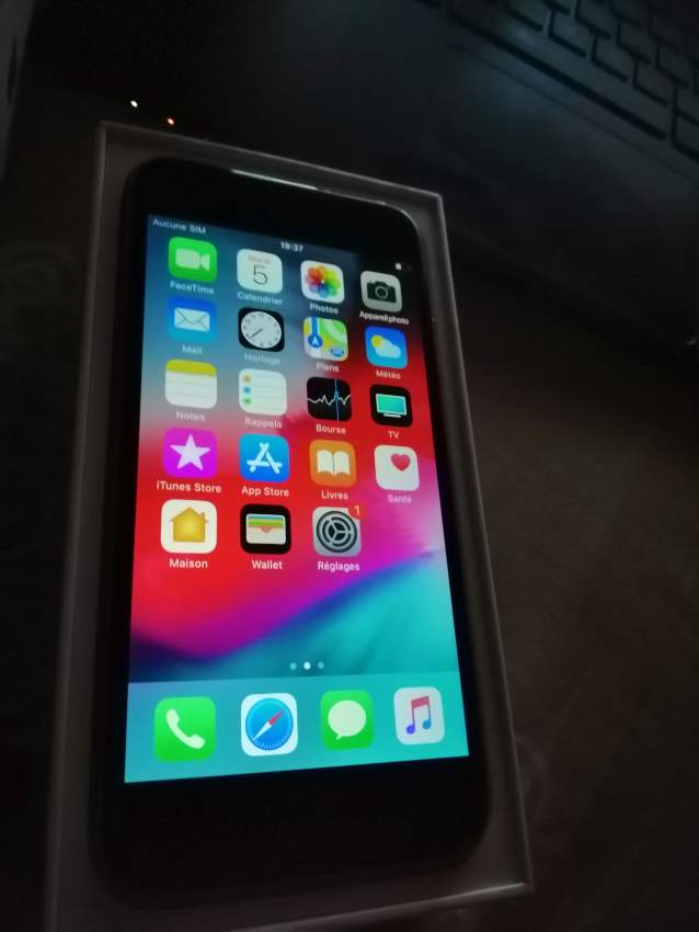Iphone 6 grey - 2 - iPhones  on Aster Vender