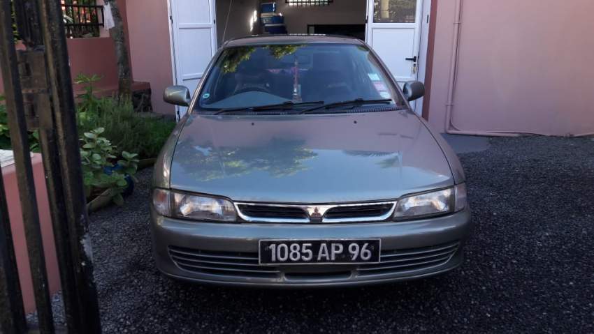Mitsubishi Lancer Saloon on Aster Vender