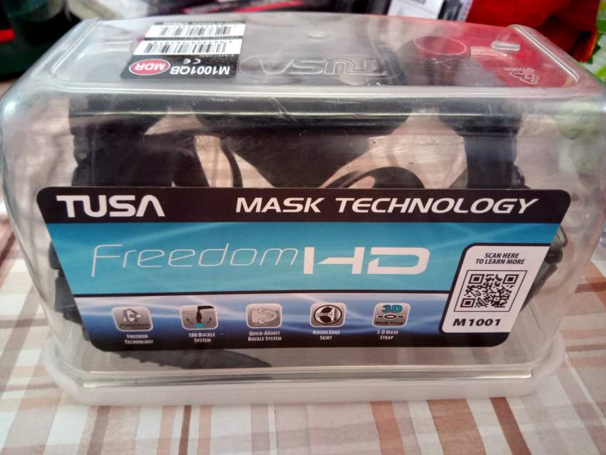 MASQUE PLONGÉE TUSA FREEDOOMHD BORDEAU  - 0 - Water sports  on Aster Vender